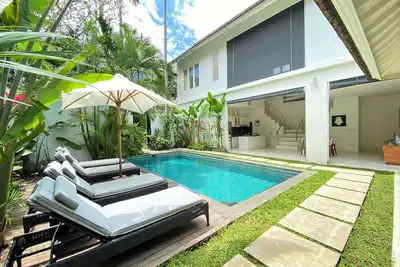 Image de Seminyak luxury 2 bedroom villa with large pool and tropical garden