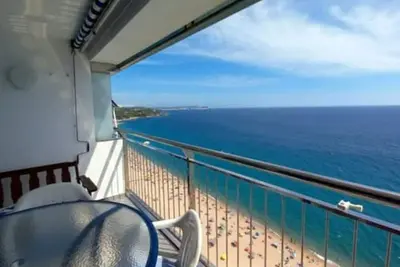 Image de Apartamento Familiar Frente al mar en 1ª Línea