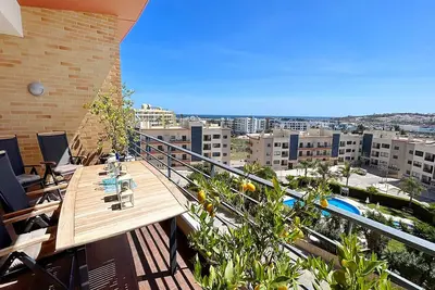 Image de Encosta da Marina, 2 bedrooms top floor apartment