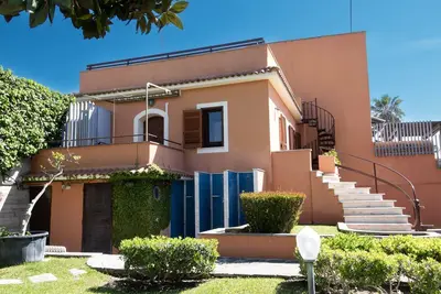 Dependance in Villa Liberty - 1 min from the beach!
