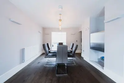 Image de Stunning 3-bedroom Townhouse in Marylebone