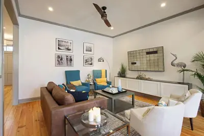 Modern Luxury Getaway | Heated Pool