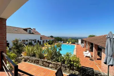 Image de Enjoy the tranquility! Apartment with swimming pool. Near Caldas da Rainha