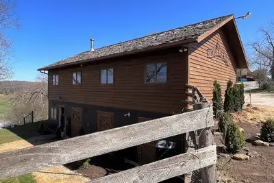 Image de Peaceful luxury honeymoon suite, ten mile view! Large hottub, on working ranch