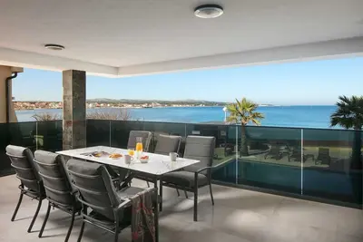 Image de 5 stars apartmant | seaview | just 20 m from beach