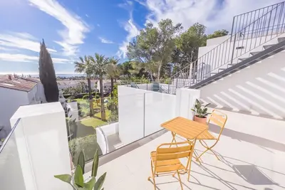 Pent House In Golden Mile