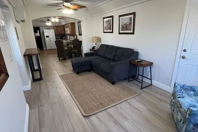 Image de Palm - 1 or 2 Bedroom/1 Bath Villa Sleeps 2-4 located at Safe Harbor Marathon.