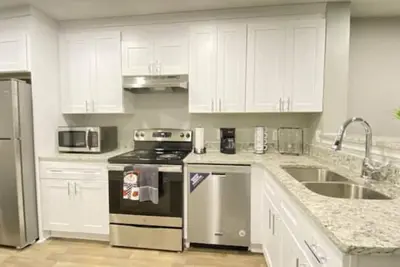 Image de 2br Peaceful Retreat w\/Modern Features