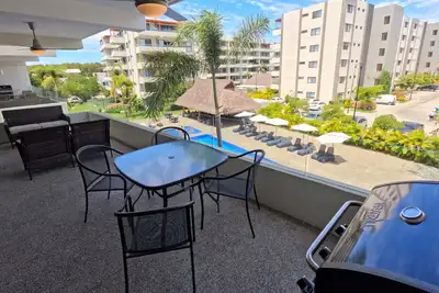 Image de Nuevo Vallarta apt, pool, grill, 6 people