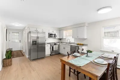 Trendy and clean apartment!