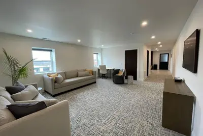 Image de Modern Loft on Court Street in Central Hillsville - Convenient to I-77 Exit 14