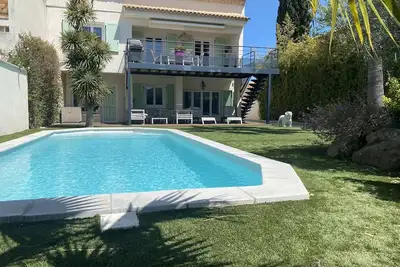 Villa calme, avec piscine et climatisation, 10 mn de la plage