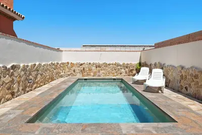 Image de Maison de vacances \"Casa Juana Madera\" avec vue sur les montagnes, piscine partagée et climatisation