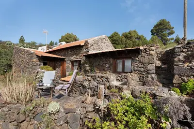 Image de Maison de vacances \"Casa Rural La Jarita\" avec vue sur montagne et terrasse privée