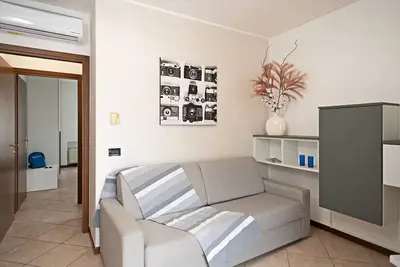 Image de Regarda - appartment \"Sissi House\" with swimming pool very close to the Lazise city centre
