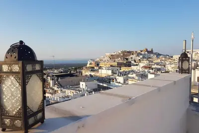 Image de Old Family House