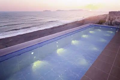 Image de Apartment facing the sea