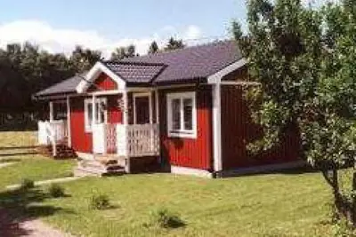 Image de Inexpensive holiday surrounded by forest and lakes