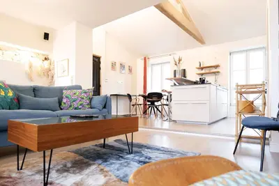 Image de Appartement rénové avec goût entre port et plage des Sables