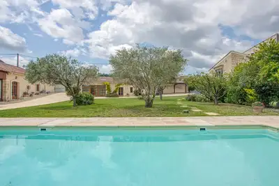 Image de Historic wine property in Provence