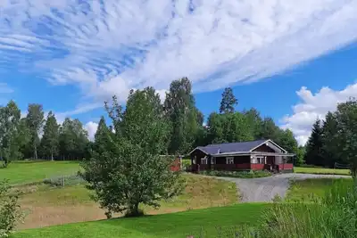 Image de GemĂĽtliches Ferienhaus mit Sauna und Grillstelle Sowie Zugang zum See
