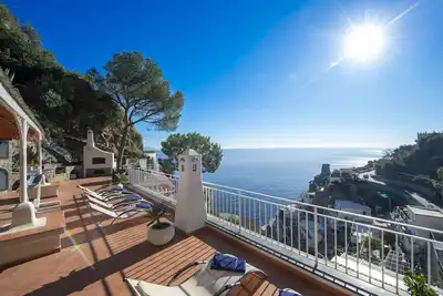 Few Steps to the Beach