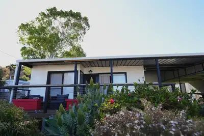Image de Cute retro-themed beach shack - 5 mins from the sea