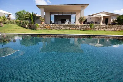 Image de Exceptional villa with sea and countryside view
