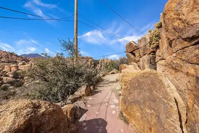 Image de Hilltop Hideaway