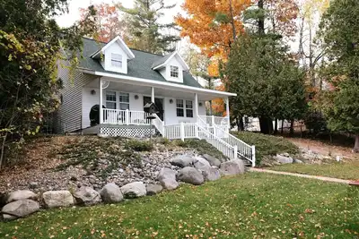 Image de The Cottage at Hubbard Lake
