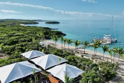 Image de Luxumas: Unveiling the Extraordinary - All-New, Fully-Staffed Luxury Eco Resort