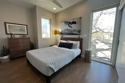 Image de Eastside Treehouse