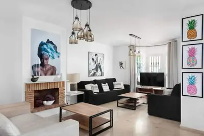 Image de Appartement 3 chambres - Piscine -Fibre Internet-2