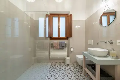 Image de Charming Vico appartment in quiet residential zone 15 min walk from the old town