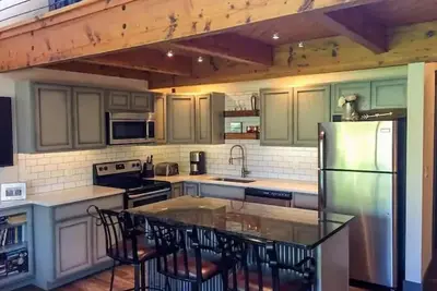 Image de #126 condo by large pool/Pickup for the Gorge Shuttle-book seperately