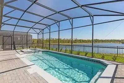 Image de Magic Lake View Luxury Villa *Near to Parks*