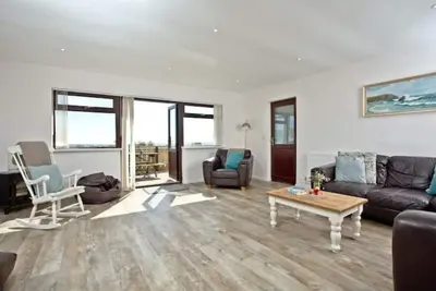 Image de Wheal Jane- Beautifully Fitted Large Bungalow