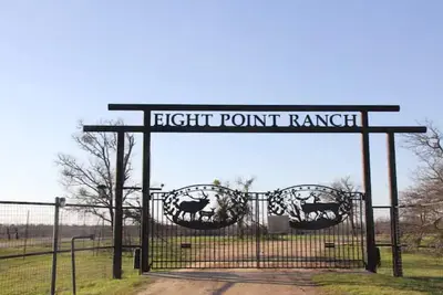 Image de Austin Oasis- Eight Point Ranch House.