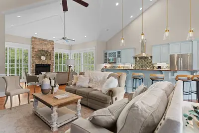 Image de Grand Home on 10 Acres in Surf City w/ Private Pond!