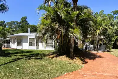 Image de Relax and Recharge in this 1br Cottage