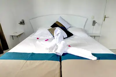 Image de A 5mn des poles d'attractions