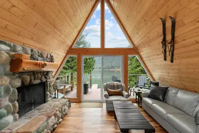 Image de Eagle's Nest - Waterfront on Fish Lake