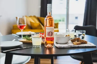 Image de Appartement de deux chambres avec le balcon et la vue sur le mer Simuni, Pag (A-19861-a)