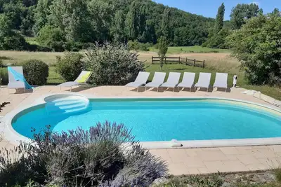 Image de Villa Vallée du Tournesol, Léobard