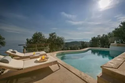 Image de Villas With Private Pool And Amazing Sea View close to Skiathos Town - Olivia 1