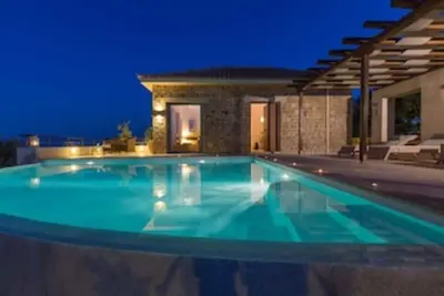 Image de Villas With Private Pool And Amazing Sea View close to Skiathos Town - Olivia 2