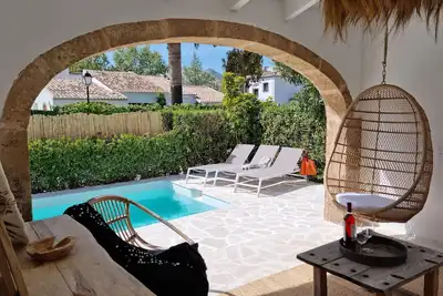Image de Petite Villa \"Le Verger de Cofitsa 70\" à 500m de la plage, piscine privée