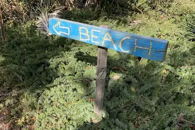 Captains Quarters by the Bay - Walk to the Beach with your Pet. Smart Tv w/ Wifi