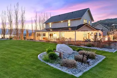 Image de Livin' the Dream at Chelan Lookout Vacation Rentals