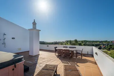 Image de Spacieux 3 chambres 3 Sdb, roof top vue mer